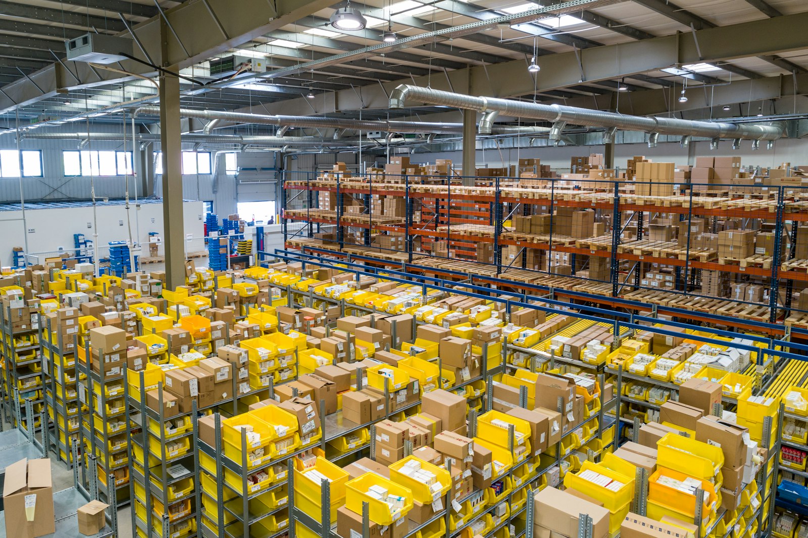 Warehouses & Distribution